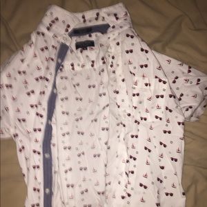 What a shirt to wear for summer and spring !